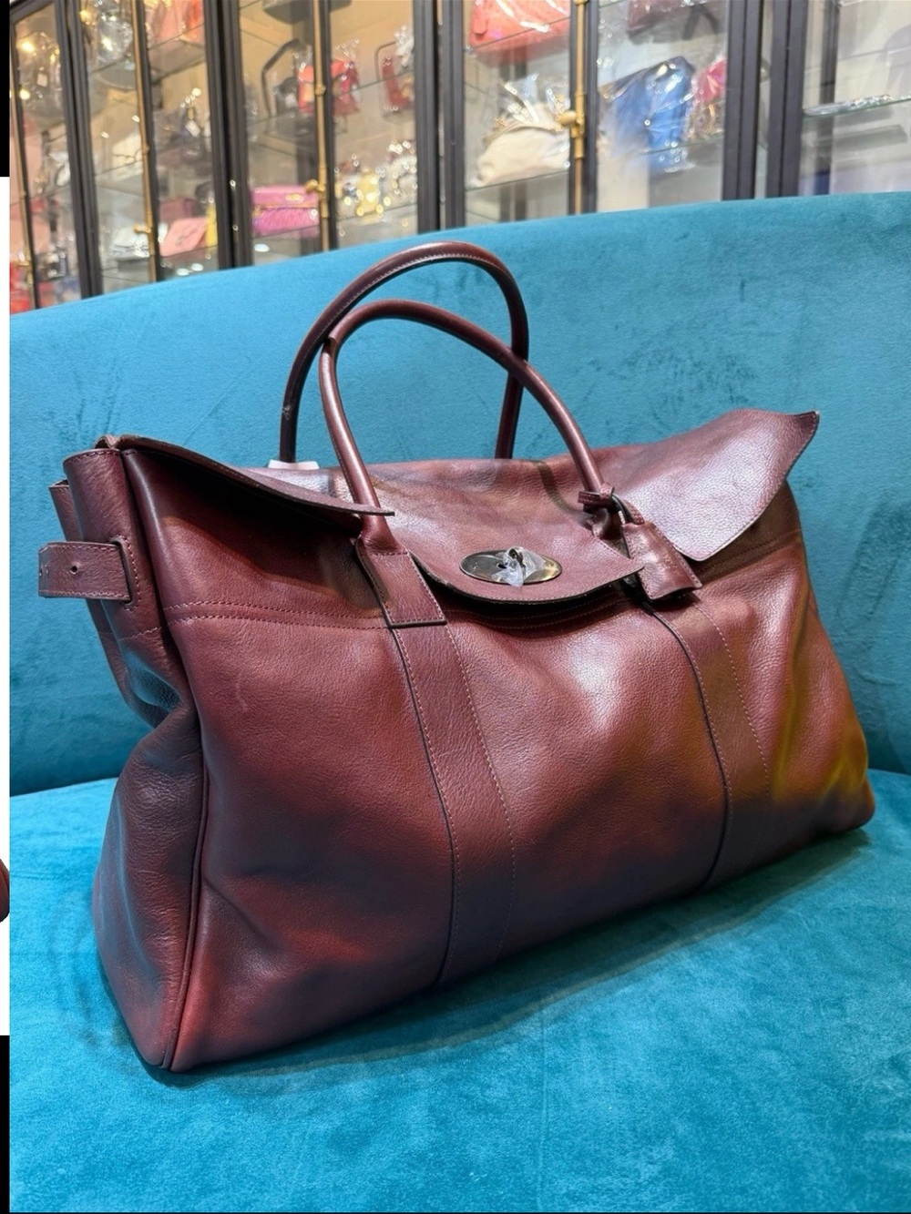 Mulberry Leather Travel Holdall in Burgundy - Picture 2 of 8